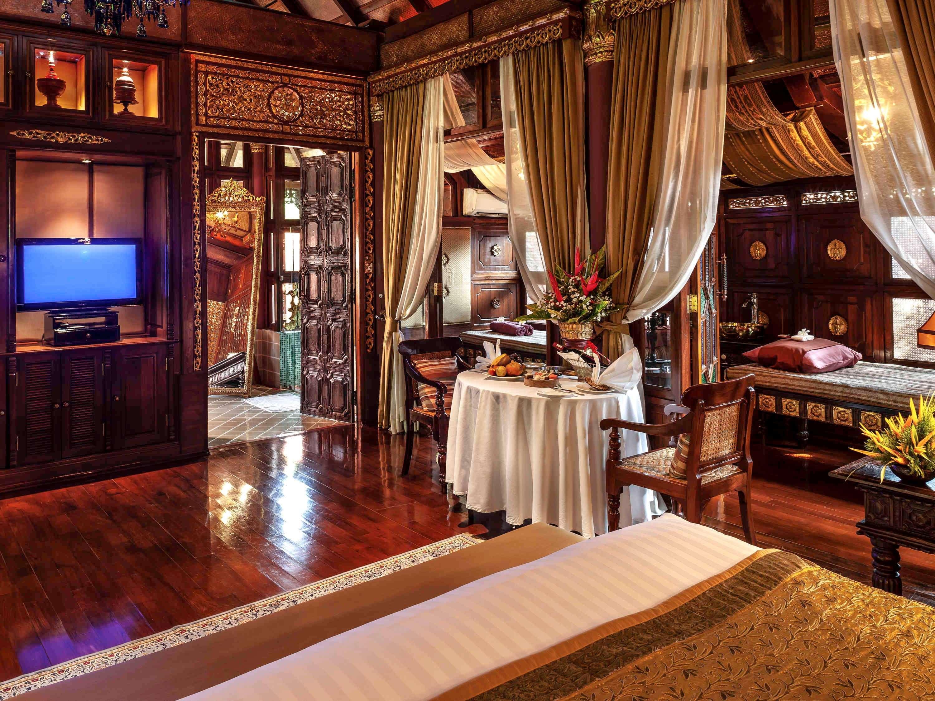 Mercure Mandalay Hill Resort Exteriör bild