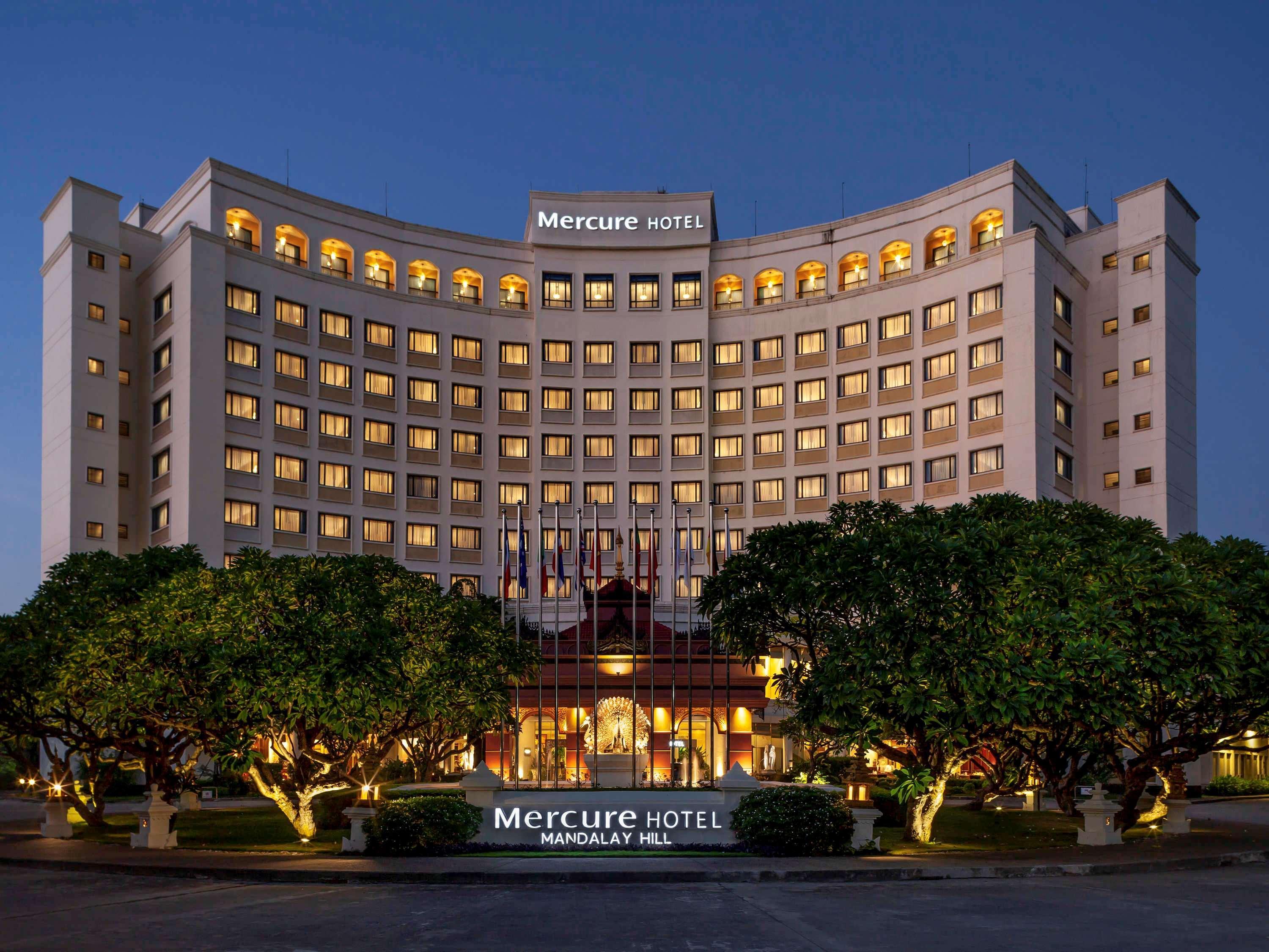 Mercure Mandalay Hill Resort Exteriör bild