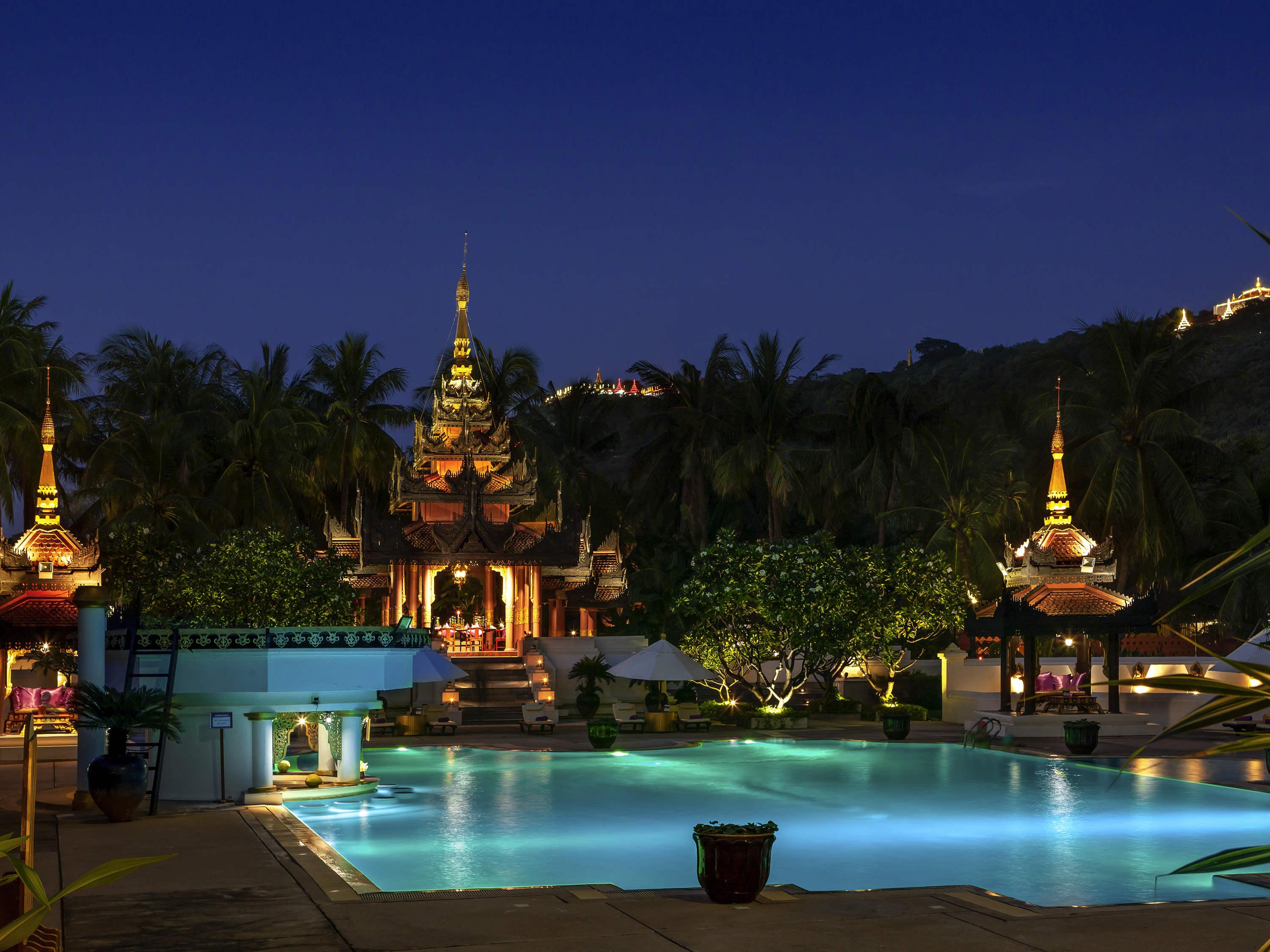 Mercure Mandalay Hill Resort Exteriör bild